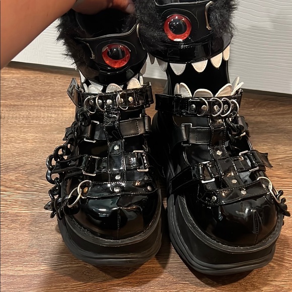 Demonia Neptune 150 Monster Platform Boots - Picture 11 of 11
